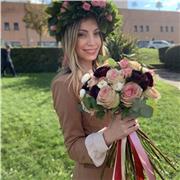 Se hai bisogno di un’insegnante giovane, dinamica e preparata, sono quello che fa per te!